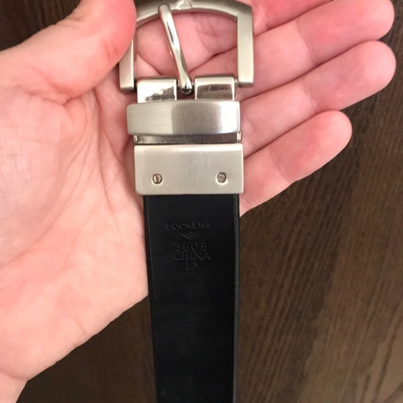 Dockers Reversible Belt - Picture 2 of 8
